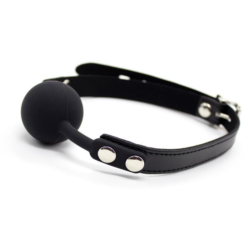 Silicone Ball Gag 4 cm Adjustable Black Silicone Ball Gag 4 cm Adjustable Black