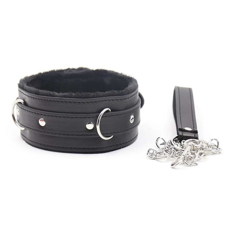 Collar With Metal Leash Black Collar With Metal Leash Black