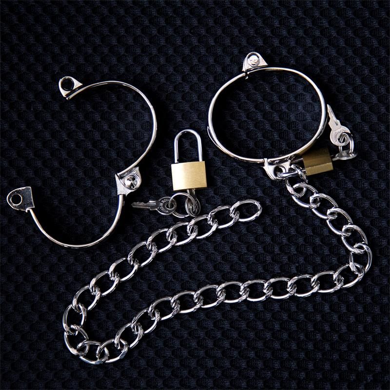 Metal Hand Cuff for Women 5,5 cm Metal Hand Cuff for Women 5,5 cm