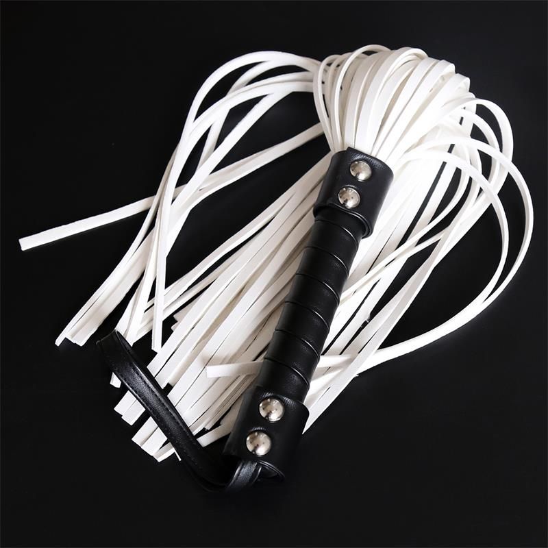 Double Rivet Flogger 44 cm Double Rivet Flogger 44 cm