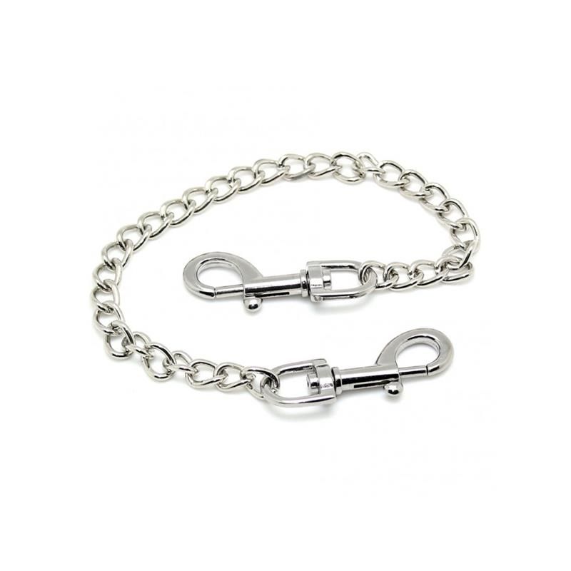 Chain with hooks Chain with hooks