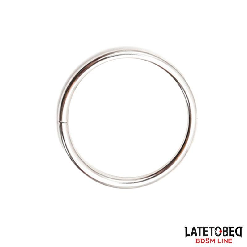 Metal Cock Ring Diam. int. 4.5 cm Diam. ext. 5 cm Metal Cock Ring Diam. int. 4.5 cm Diam. ext. 5 cm