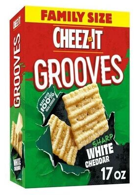 Crackers, Cheez-It® Grooves® Sharp White Cheddar Crackers (Family Size-17 oz Box)