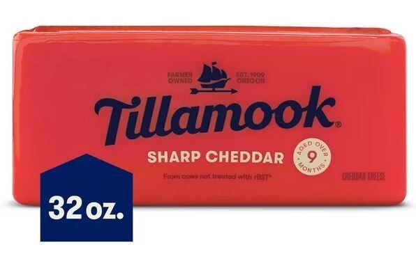 Block Cheese, Tillamook® Sharp Cheddar Cheese (32 oz Block)