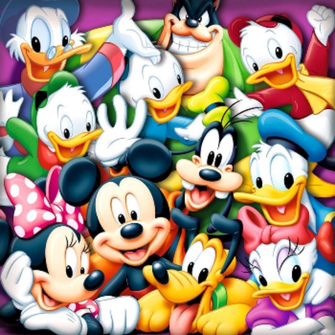 5D DIY Diamond Painting Kit Disney Gang 60 x 60cm FULL DRILL Square on poured glue