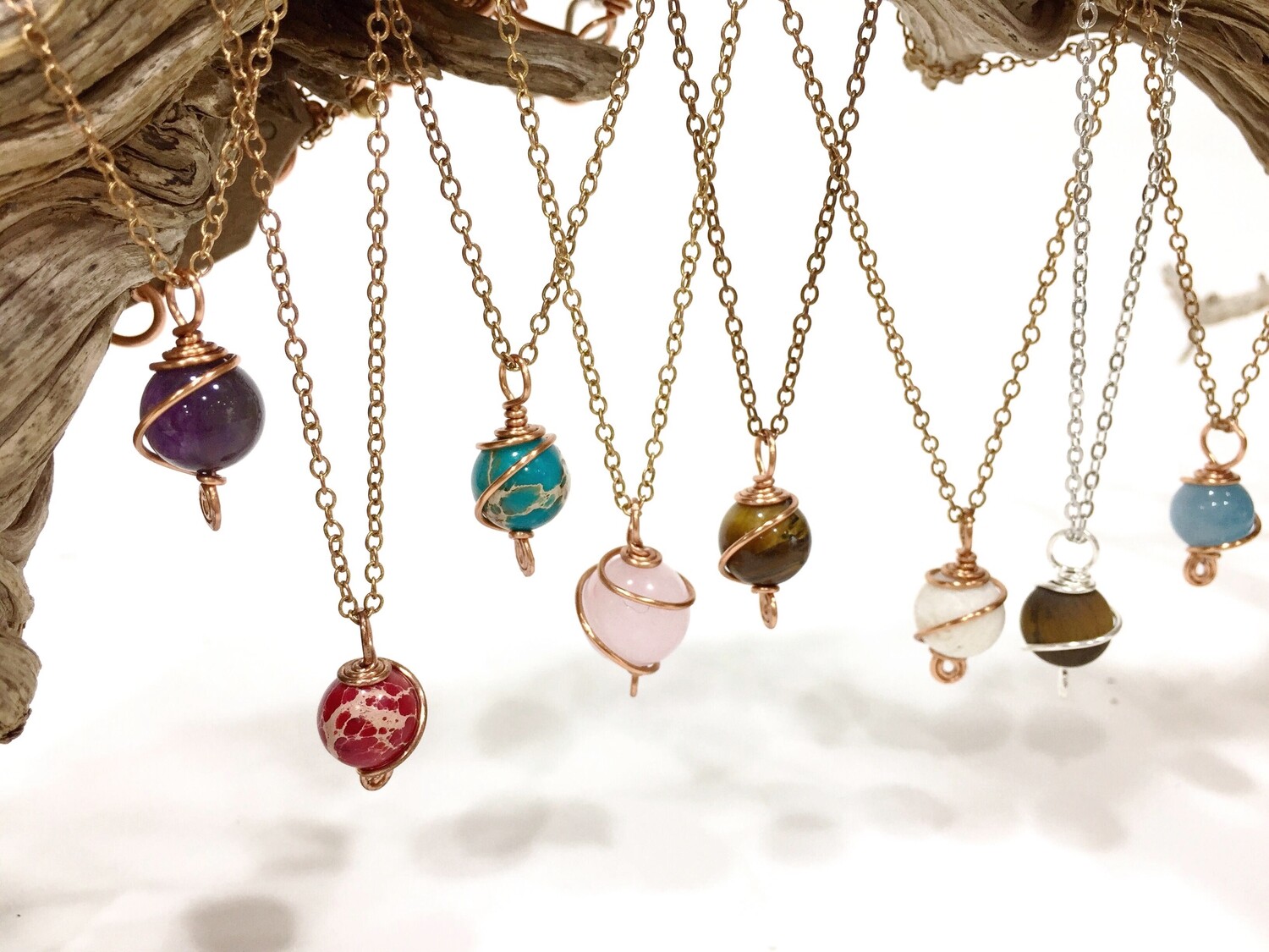 Custom-Make Your Pretty Gemstone Necklace 