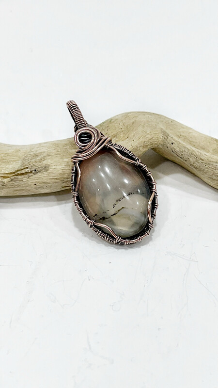 Agate Heart Design Wire Wrapped Copper Pendant
