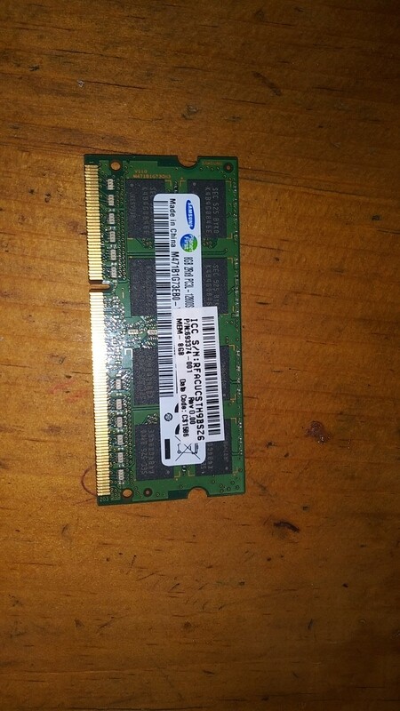 8 GB PC3L 12800S
PC3L 12800S