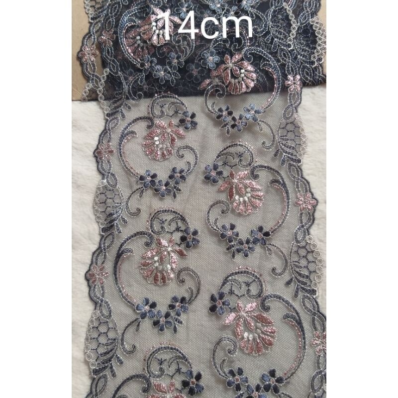 Lace Table runner