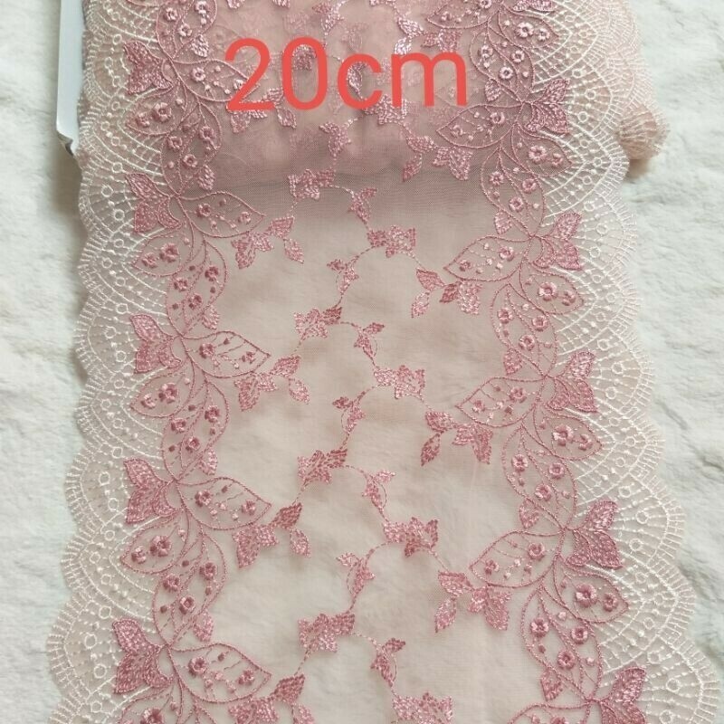Lace Table runner