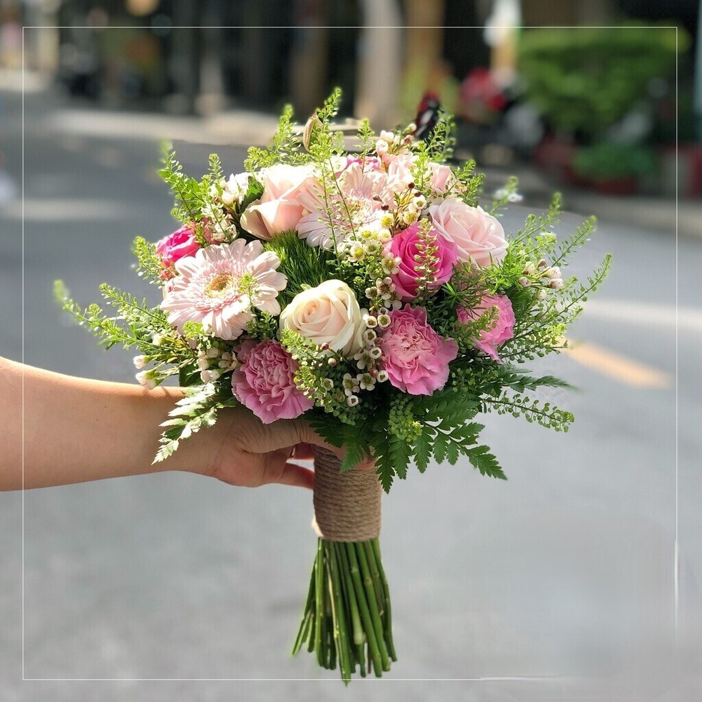 Fresh flowers Bridesmaid bouquet - HC001