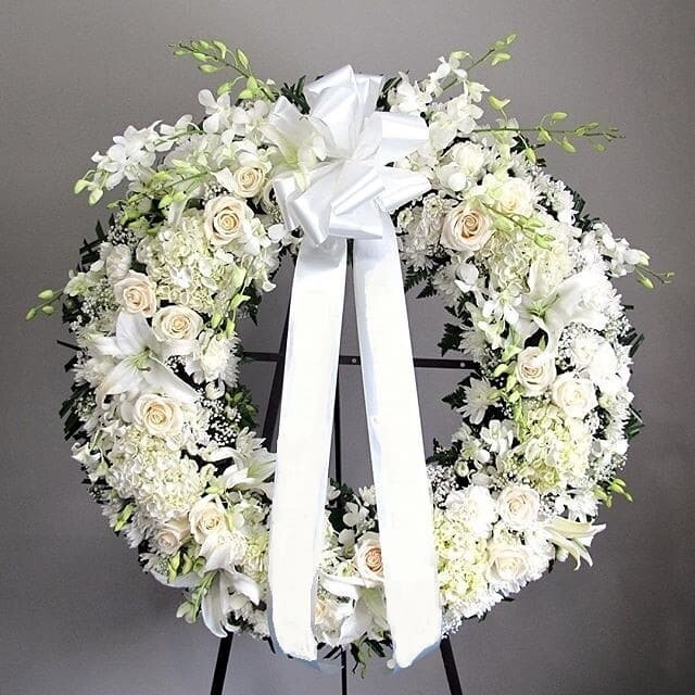 Wreath arrangement W001