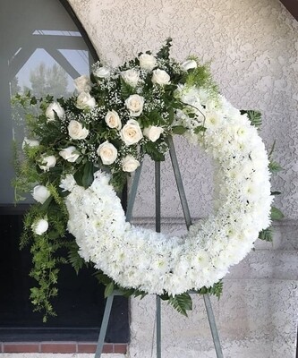 Wreath arrangement W002