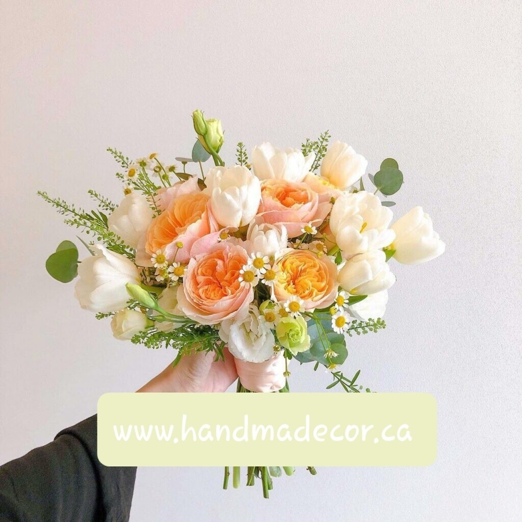 Fresh flowers Bridal bouquet - bridesmaid bouquet
- HC019