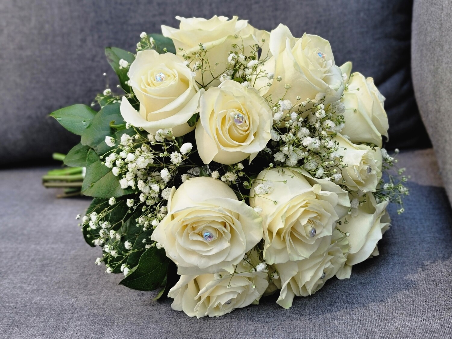 Fresh flowers Bridal bouquet - HC017