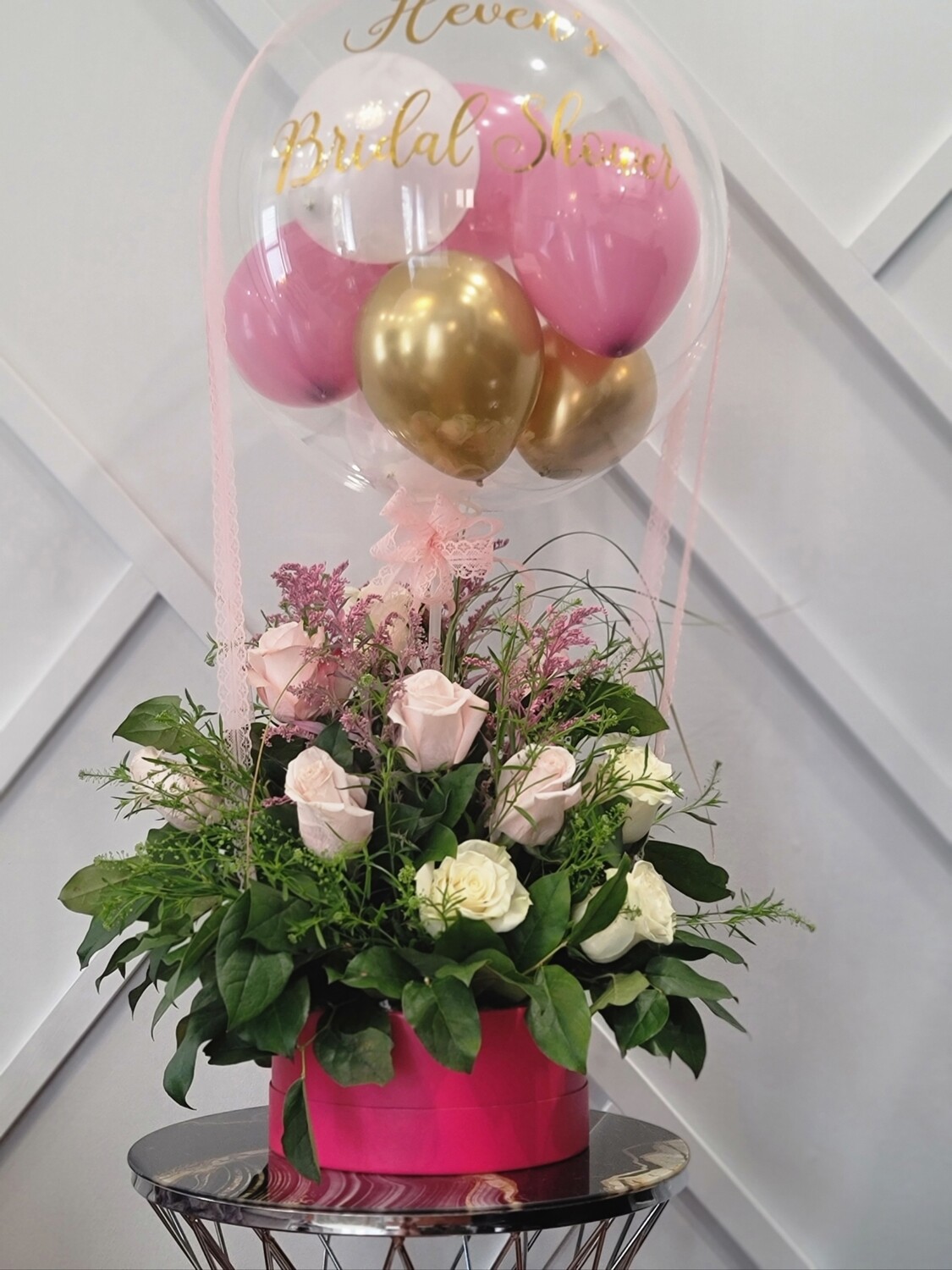 Hot Air Balloon with fresh Flower Bouquet HAB010