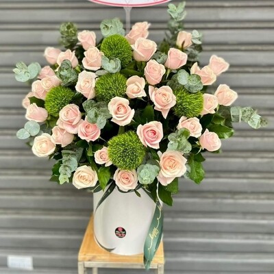 Flower bouquet arrangement FB039