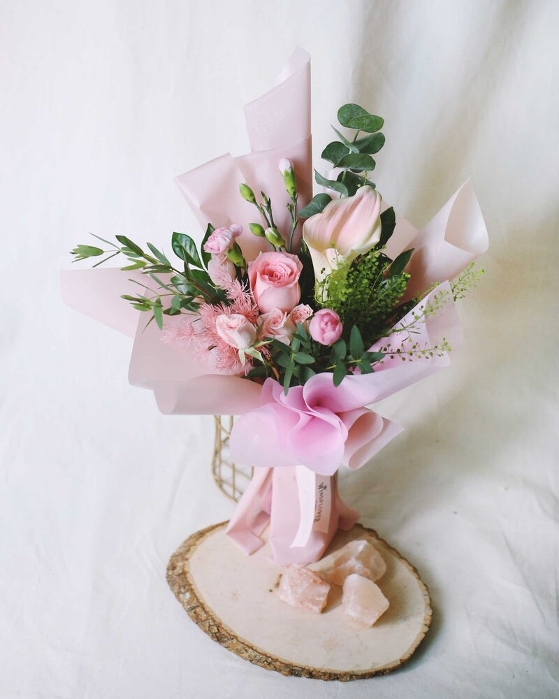 Flower bouquet arrangement FB041