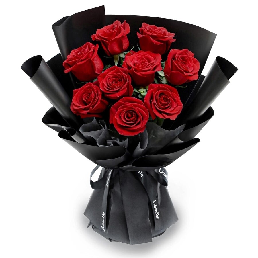 Valentine 9 red roses - Flower bouquet arrangement FB017