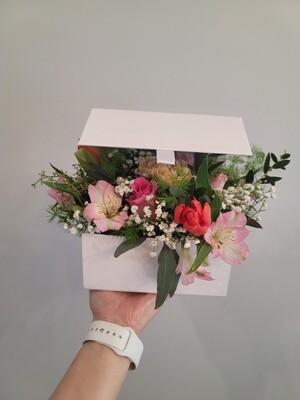 Luxury mini Flower box arrangement FB043