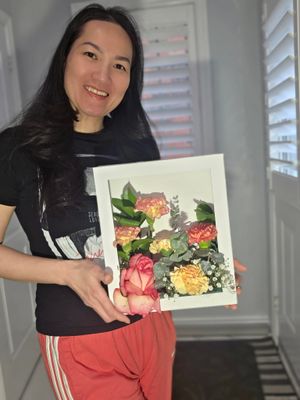 Mini Picture Frame Fresh Flower Arrangement