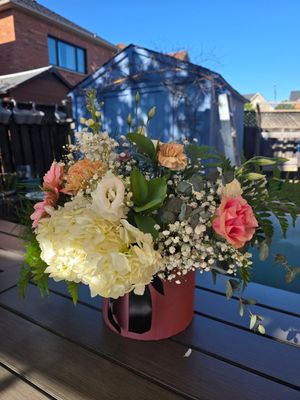 Mother’s Day special flowers box