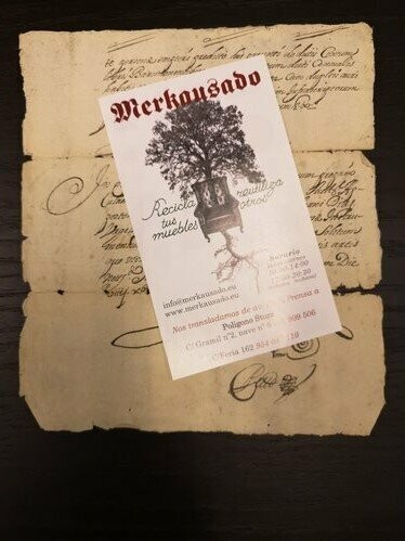 Documento Año 1714 latín con firma