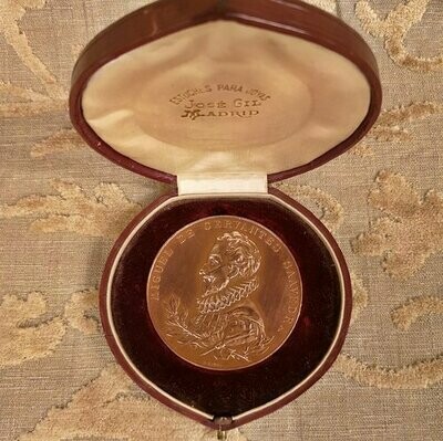 Medalla del Tercer Centenario de la Publicación del Quijote