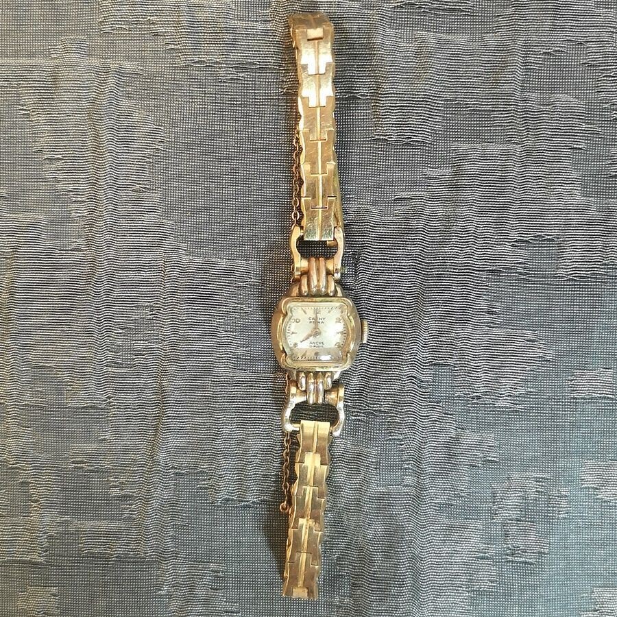 Reloj de Pulsera para Mujer Marca Cauny