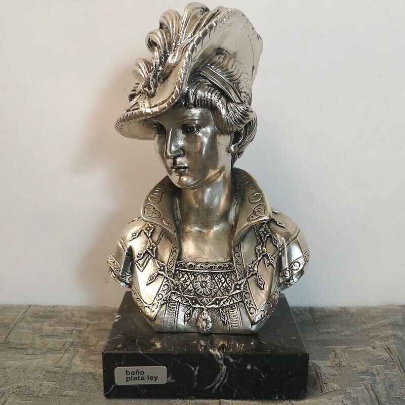 Busto Mujer de Época