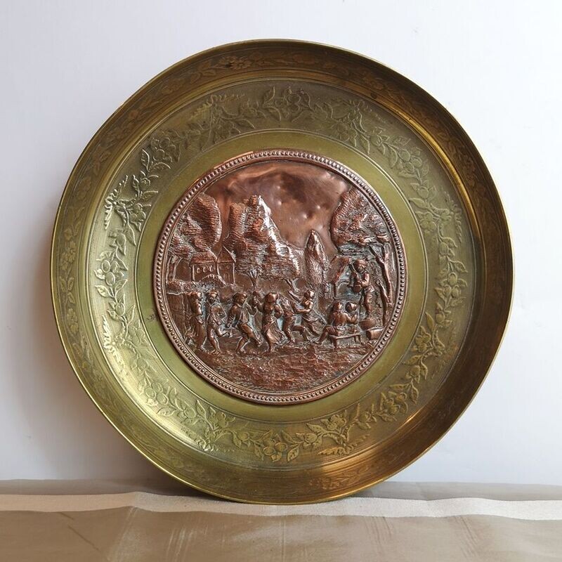 Antiguo Centro Mesa Bronce y Cobre