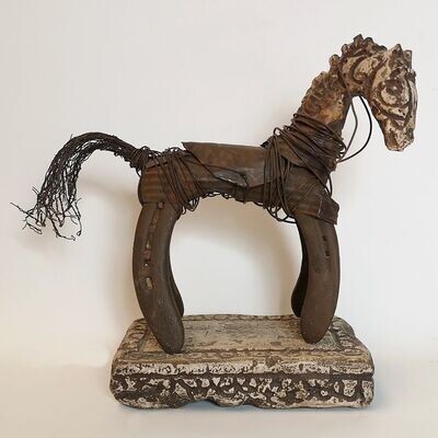 Escultura de Angelo Giovannini, Caballo