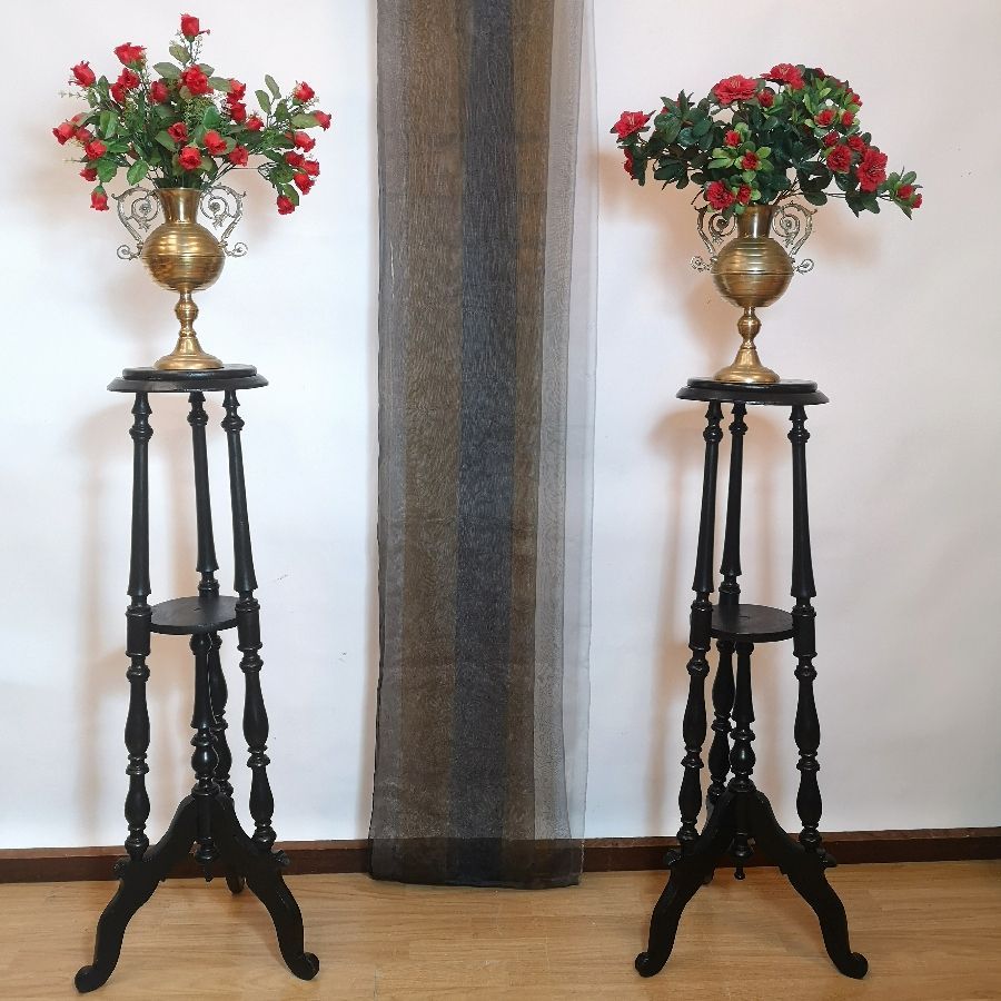Par de Maceteros Antiguos de Madera