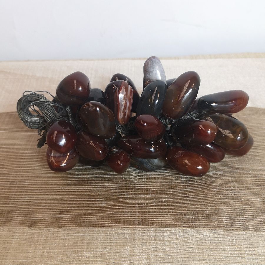 Racimo de Uvas de Piedra