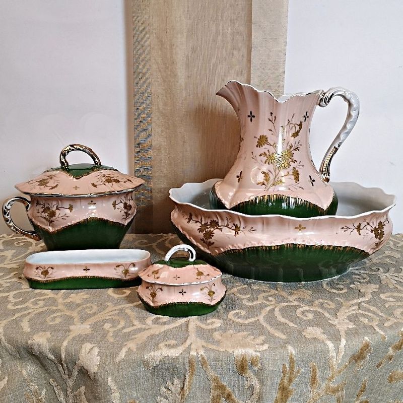 Conjunto de Cinco Piezas de Limoges