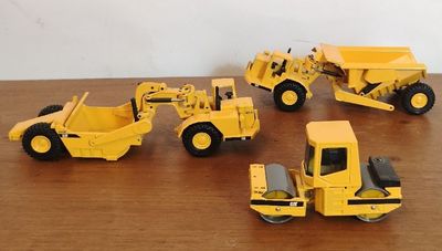 Lote 3 Caterpillar de Joel