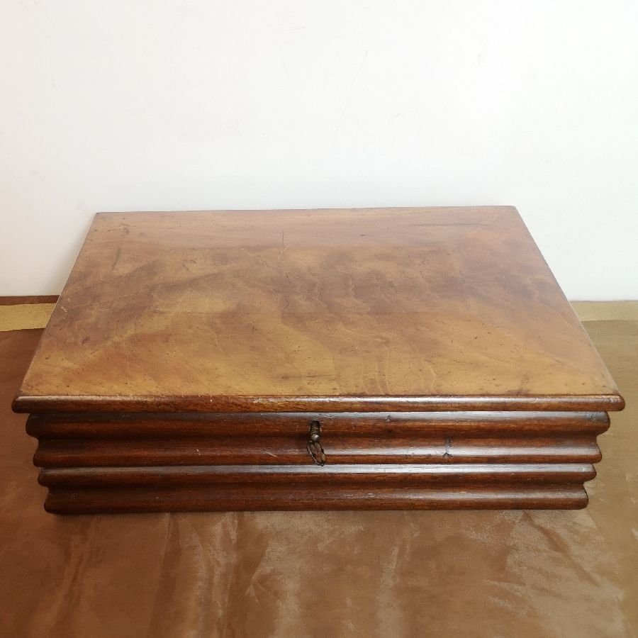 Caja de Madera Noble