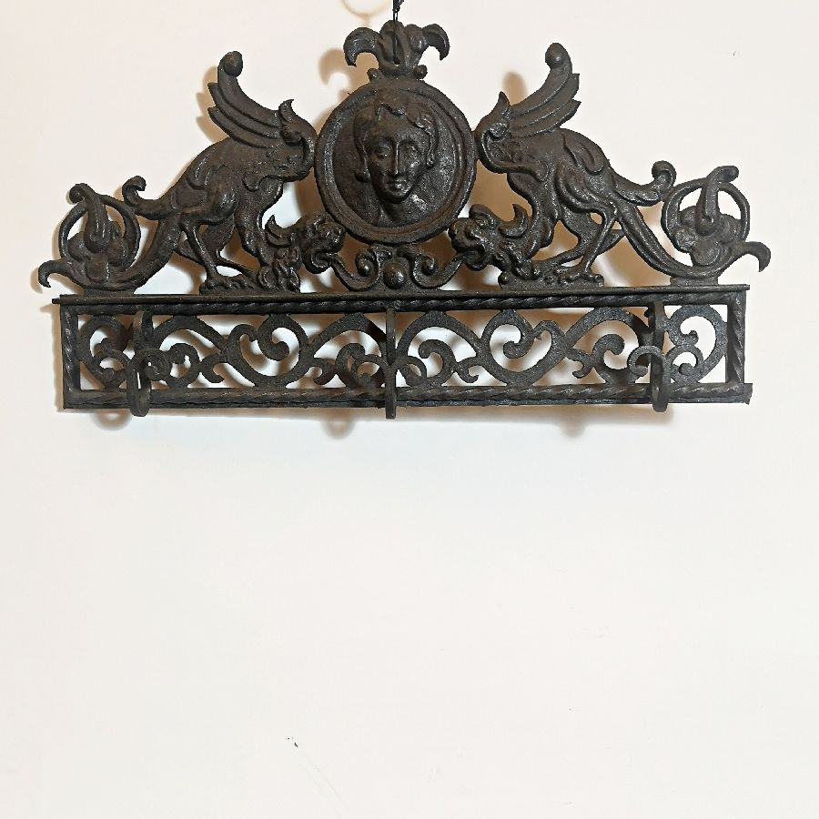 Antiguo Perchero Filigrana de Hierro Forjado