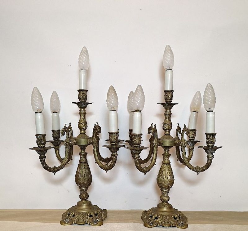 Par de Candelabros Electrificados