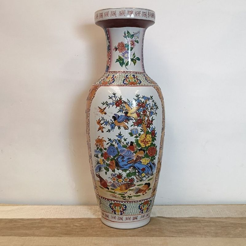 Jarrón de Cerámica Oriental