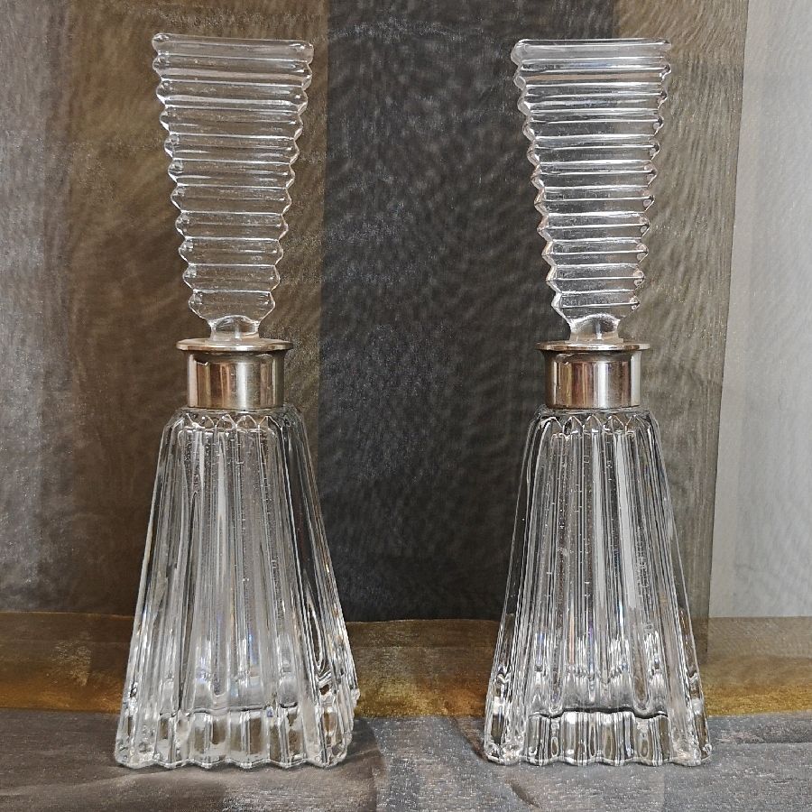 Pareja de Frascos Perfumeros Pareja de Frascos Perfumeros