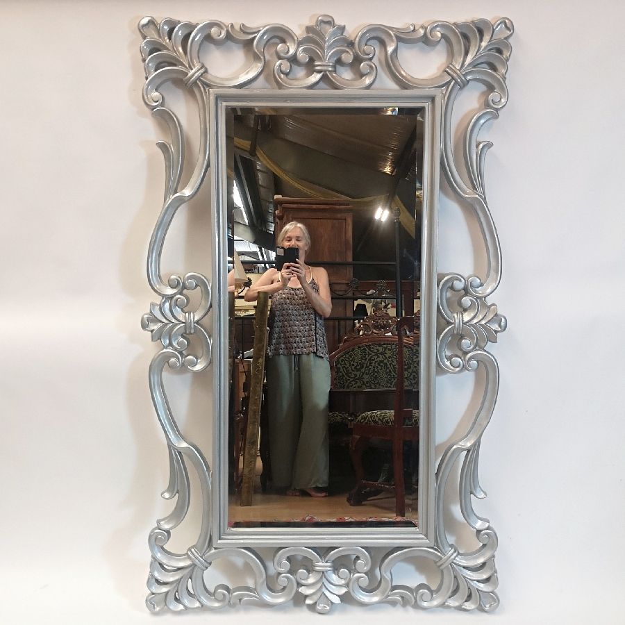 Espejo con Marco Plateado