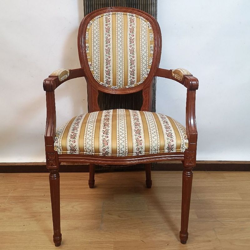 Silloncito Descalzadora con Madera a Vista