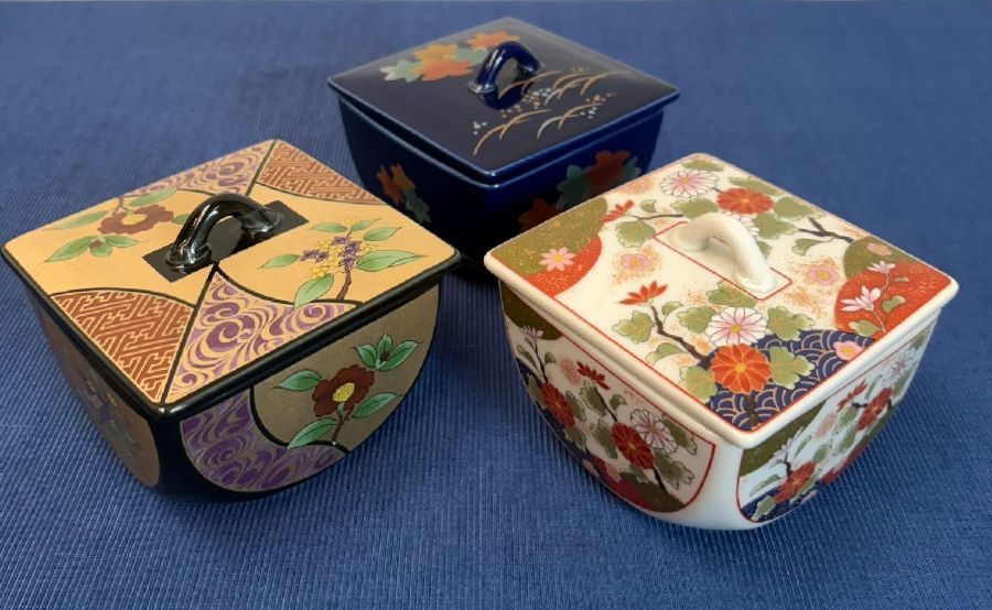 Conjunto de Tres Cajitas Japonesas Conjunto de Tres Cajitas Japonesas