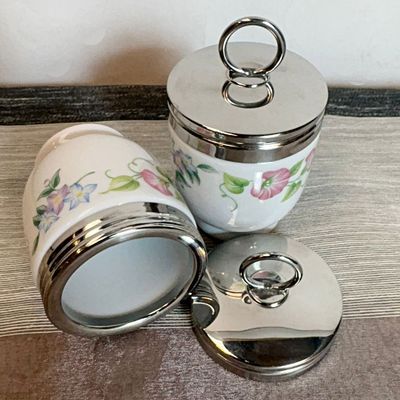 Royal Worcester. Porcelana Eggs Coddler