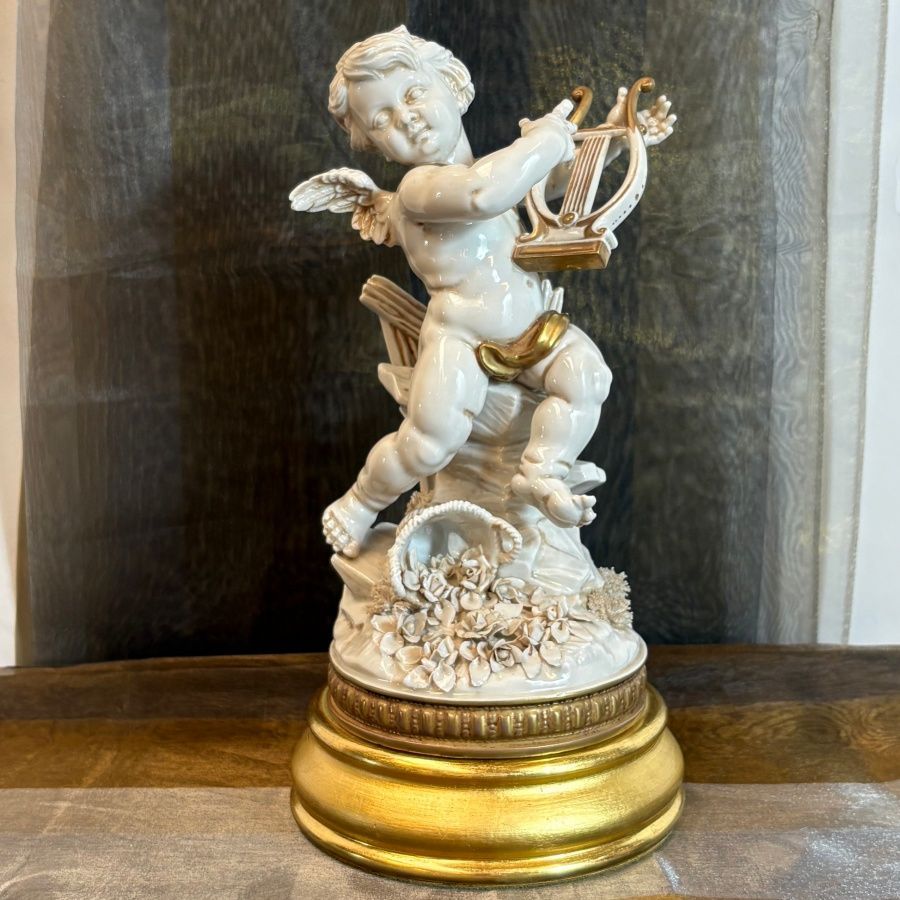 Figura de Algora con Peana