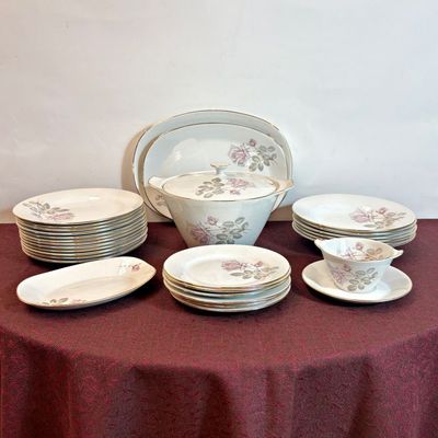 Vajilla Royal China Vigo