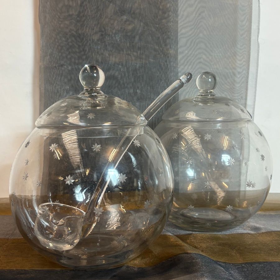 Pareja de Cuencos de Cristal con tapa y Cucharón Pareja de Cuencos de Cristal con tapa y Cucharón