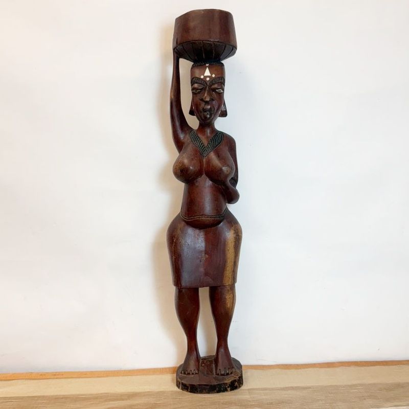 Escultura Mujer Africana de Madera