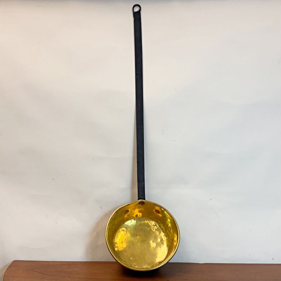 Cazo Antiguo de Latón y Hierro Cazo Antiguo de Latón y Hierro